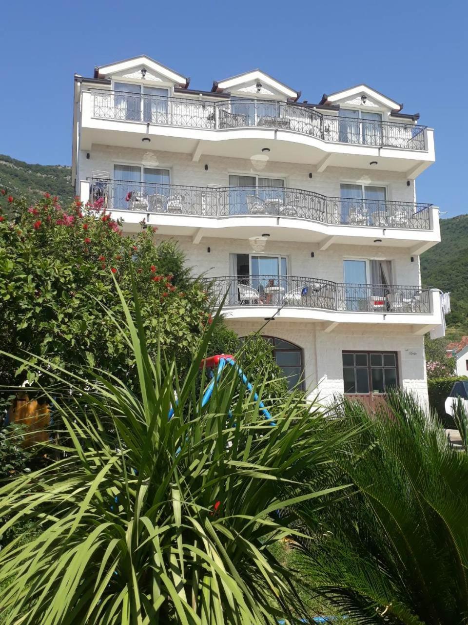 Villa Julia Baošići Zewnętrze zdjęcie